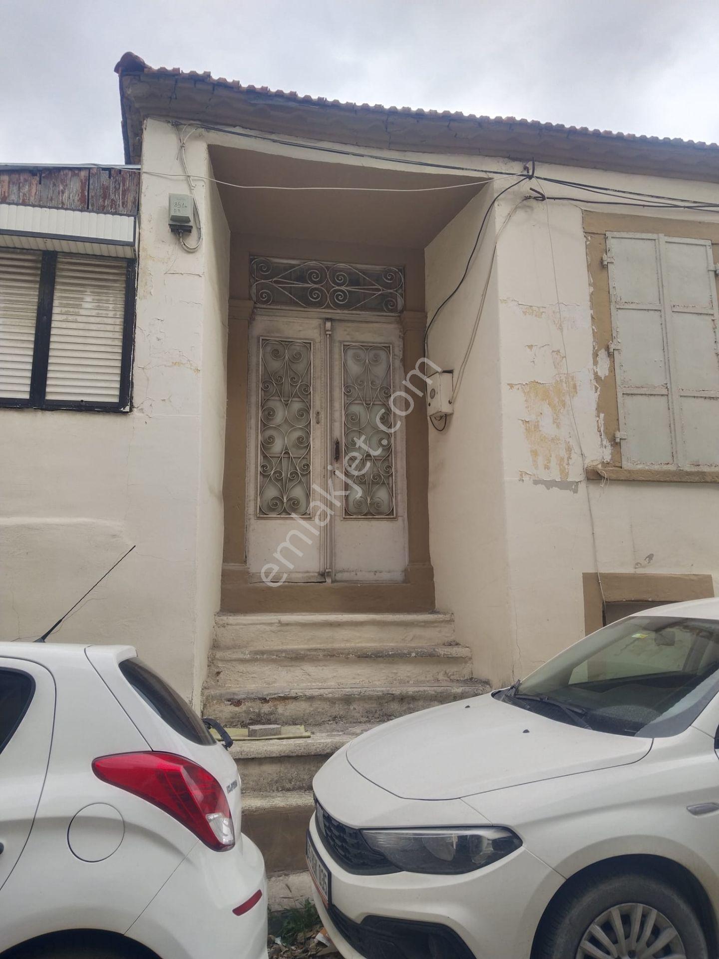Turyap Buca'dan Dumlupınar Mh'de Satılık Eski Rum Evi - Görsel 11