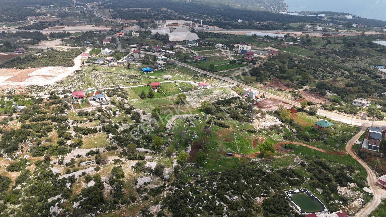 Mersin Erdemli Aslanlı Mah. Satılık 1957 M2 2 Bölunmüş Paresel - Görsel 19