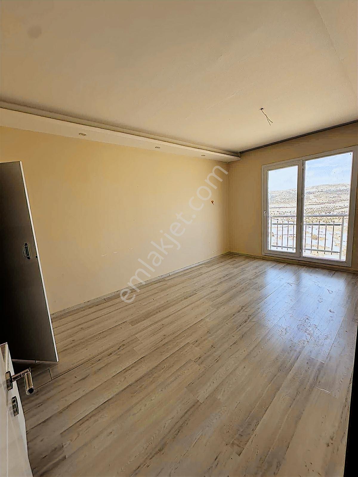 Nirvana Sitesinde Kiralık Son 4+1 Daire - Görsel 18