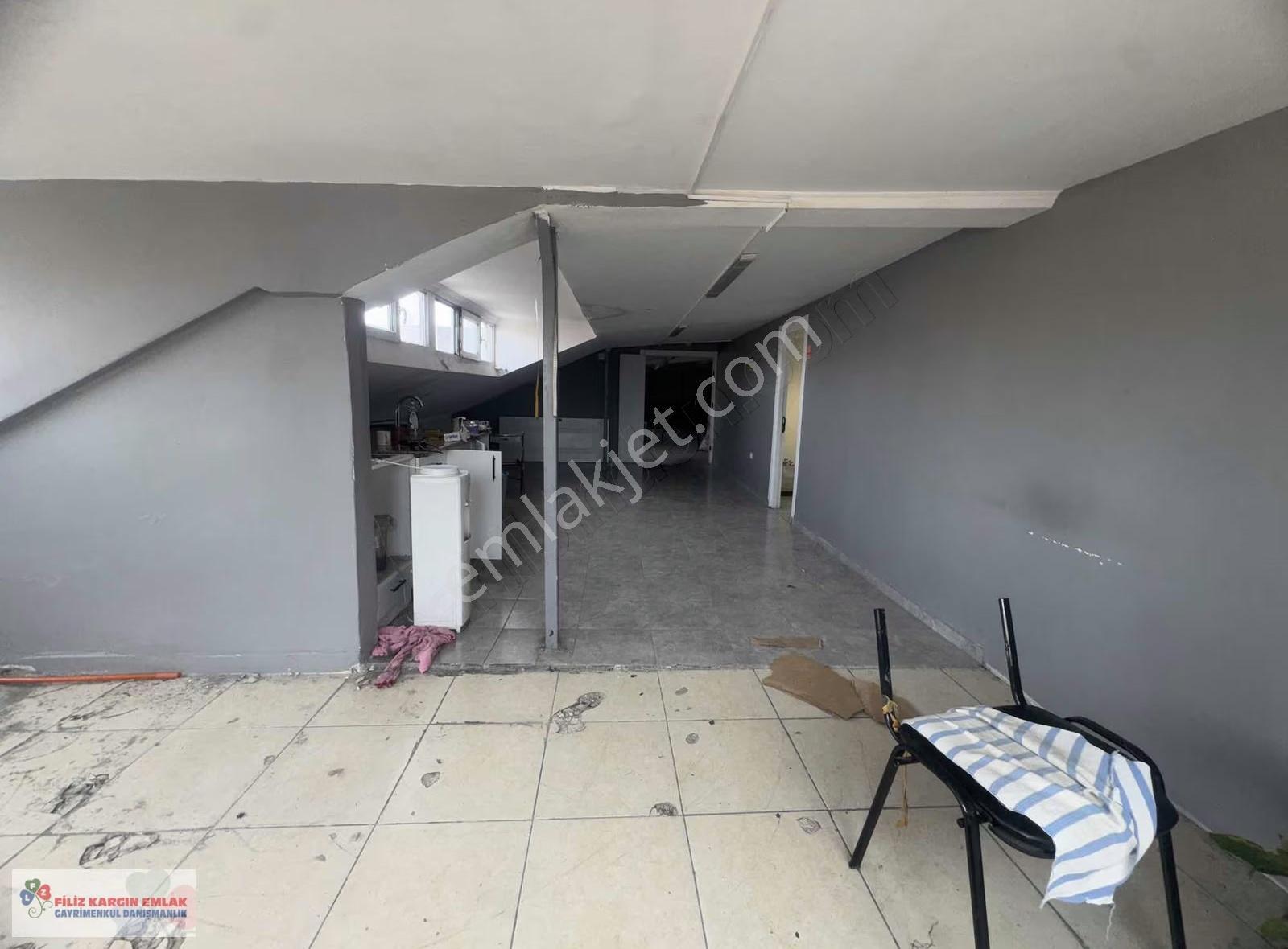 Filiz Emlaktan Bağcılar Merkez Mah.550m2 Asansörlü Kiralık Depo - Görsel 32