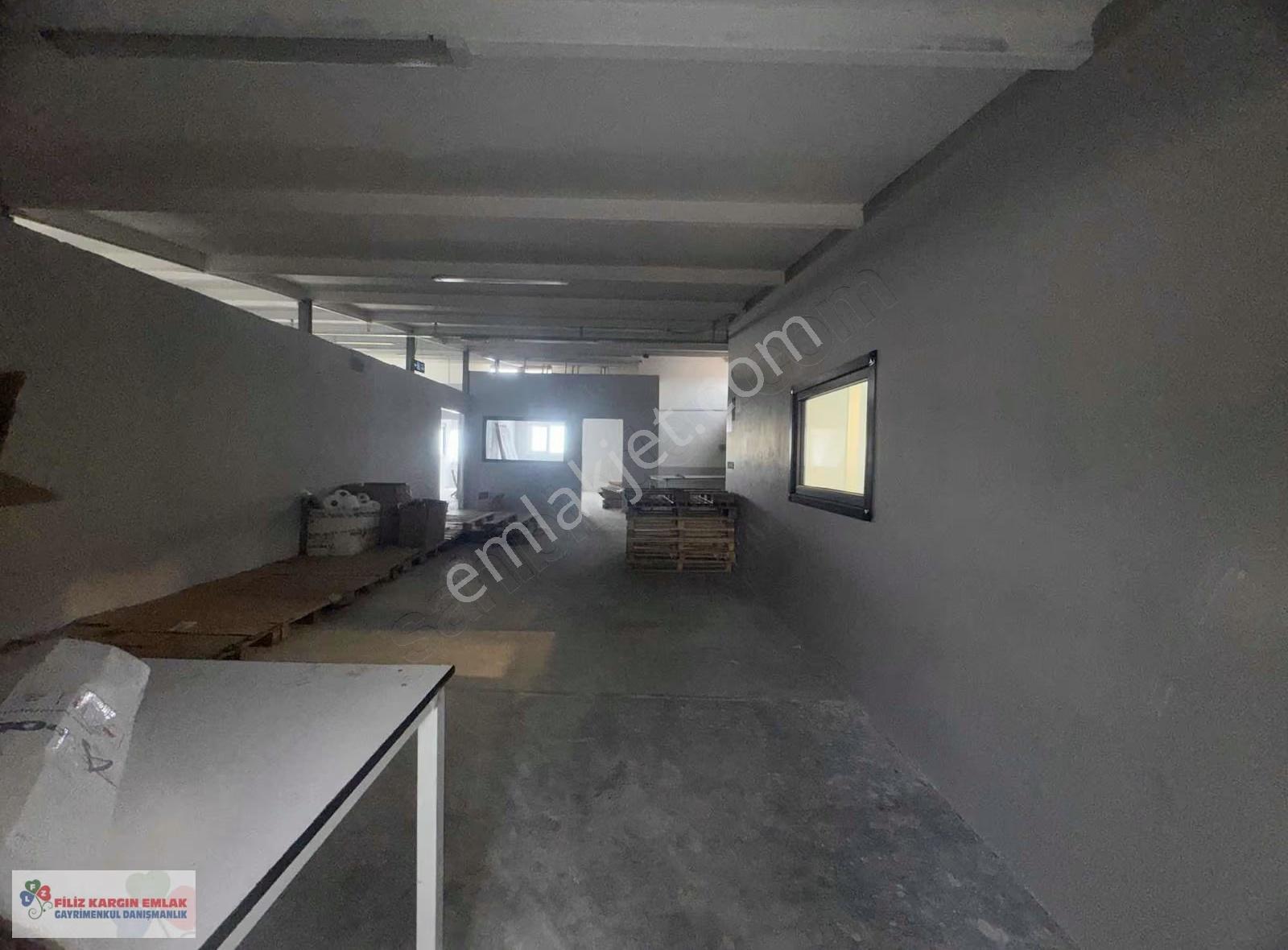Filiz Emlaktan Bağcılar Merkez Mah.550m2 Asansörlü Kiralık Depo - Görsel 27