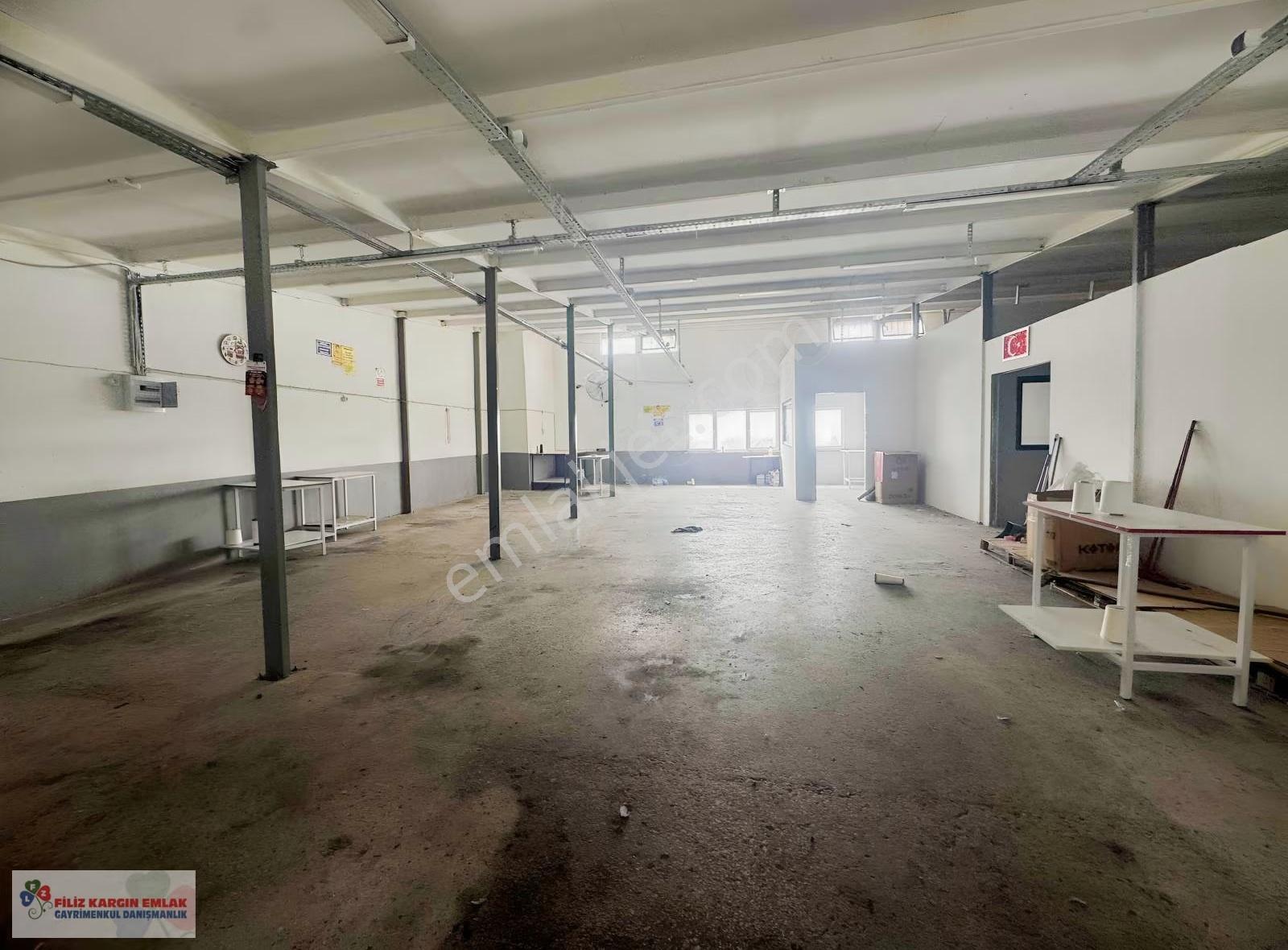 Filiz Emlaktan Bağcılar Merkez Mah.550m2 Asansörlü Kiralık Depo - Görsel 17