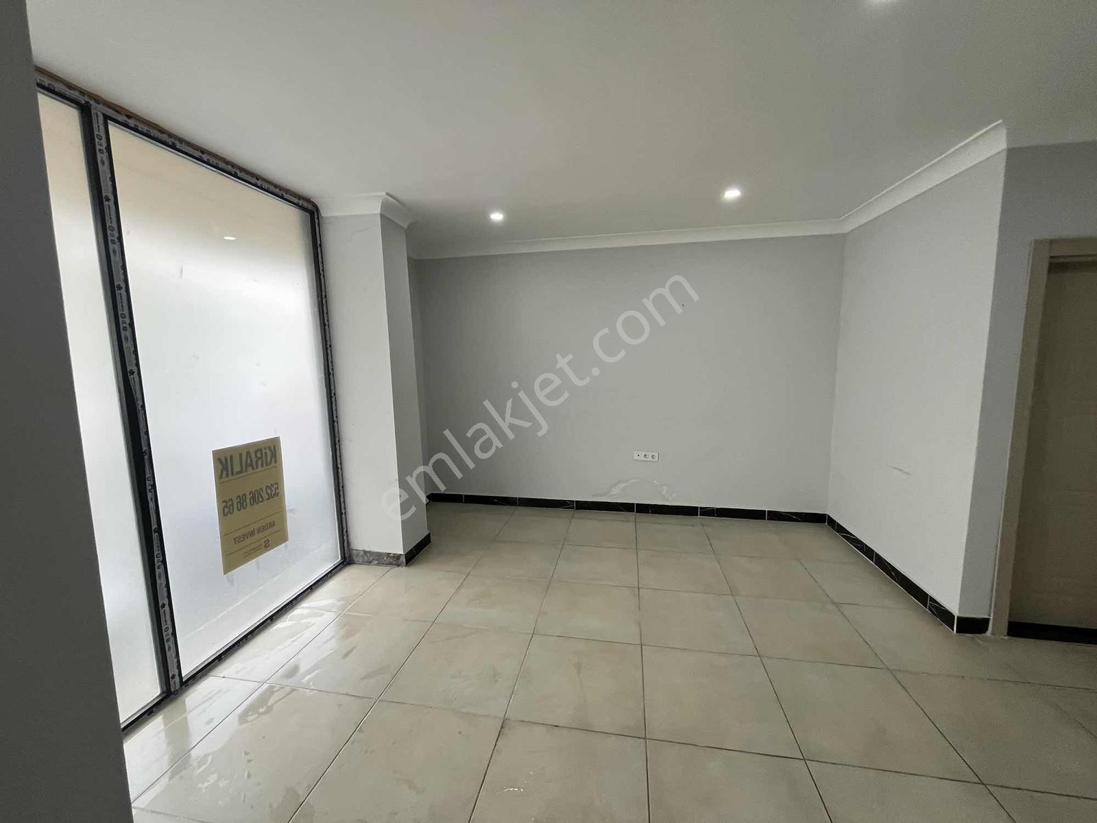 Taşoluk' Da Cadde Üzeri Düz Giriş 300 M2 Kiralık Dükkan Fırsatı - Görsel 17