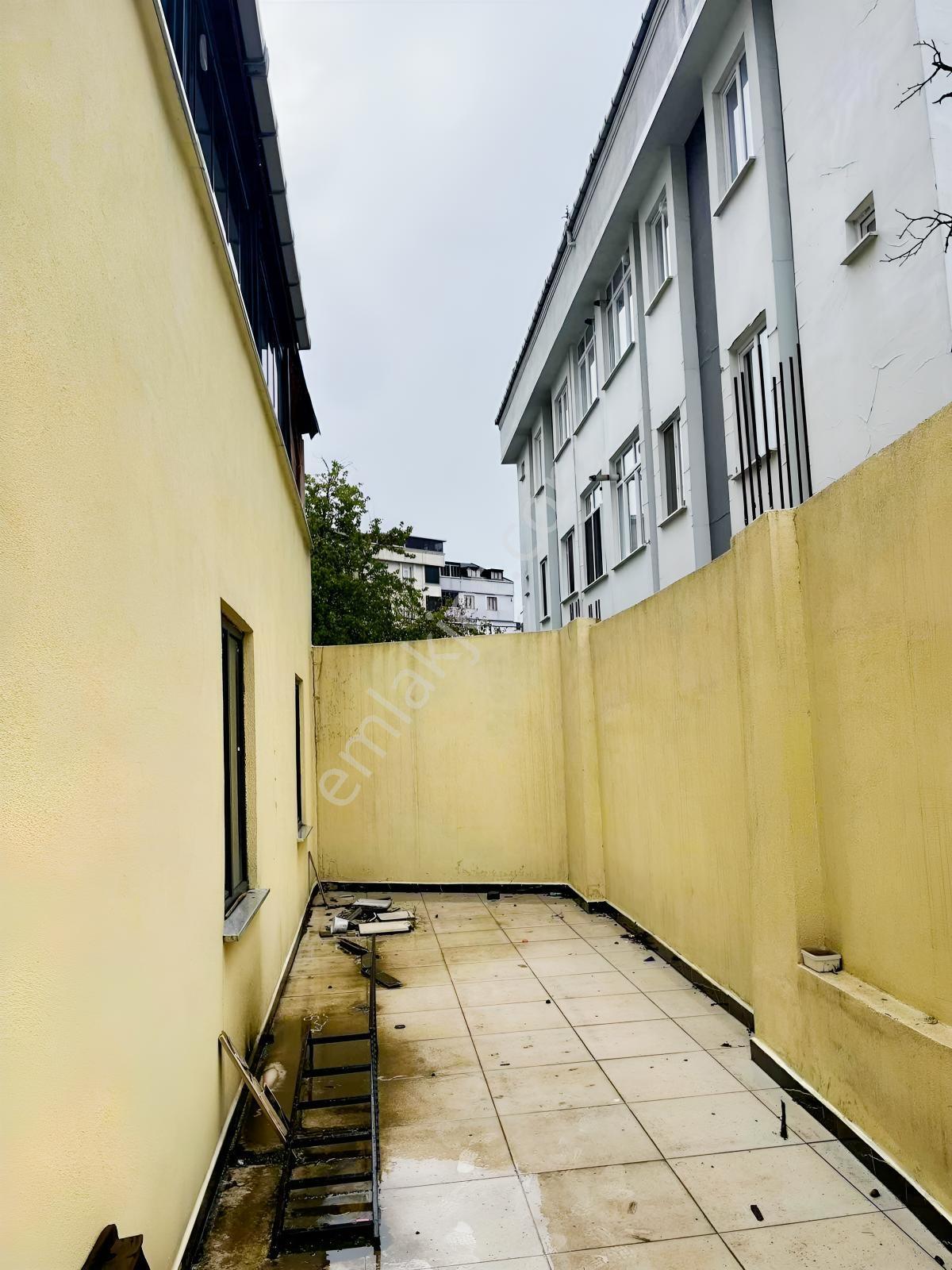Taşoluk' Da Cadde Üzeri Düz Giriş 300 M2 Kiralık Dükkan Fırsatı - Görsel 14