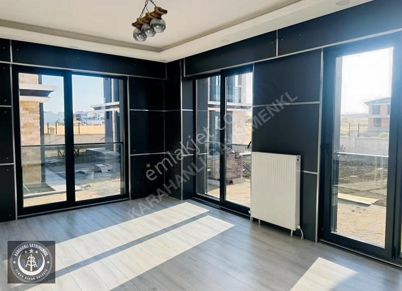 Gelibolu Eğritaşta Site İçi Sıfır 3+1 Lüks Villa - Görsel 19