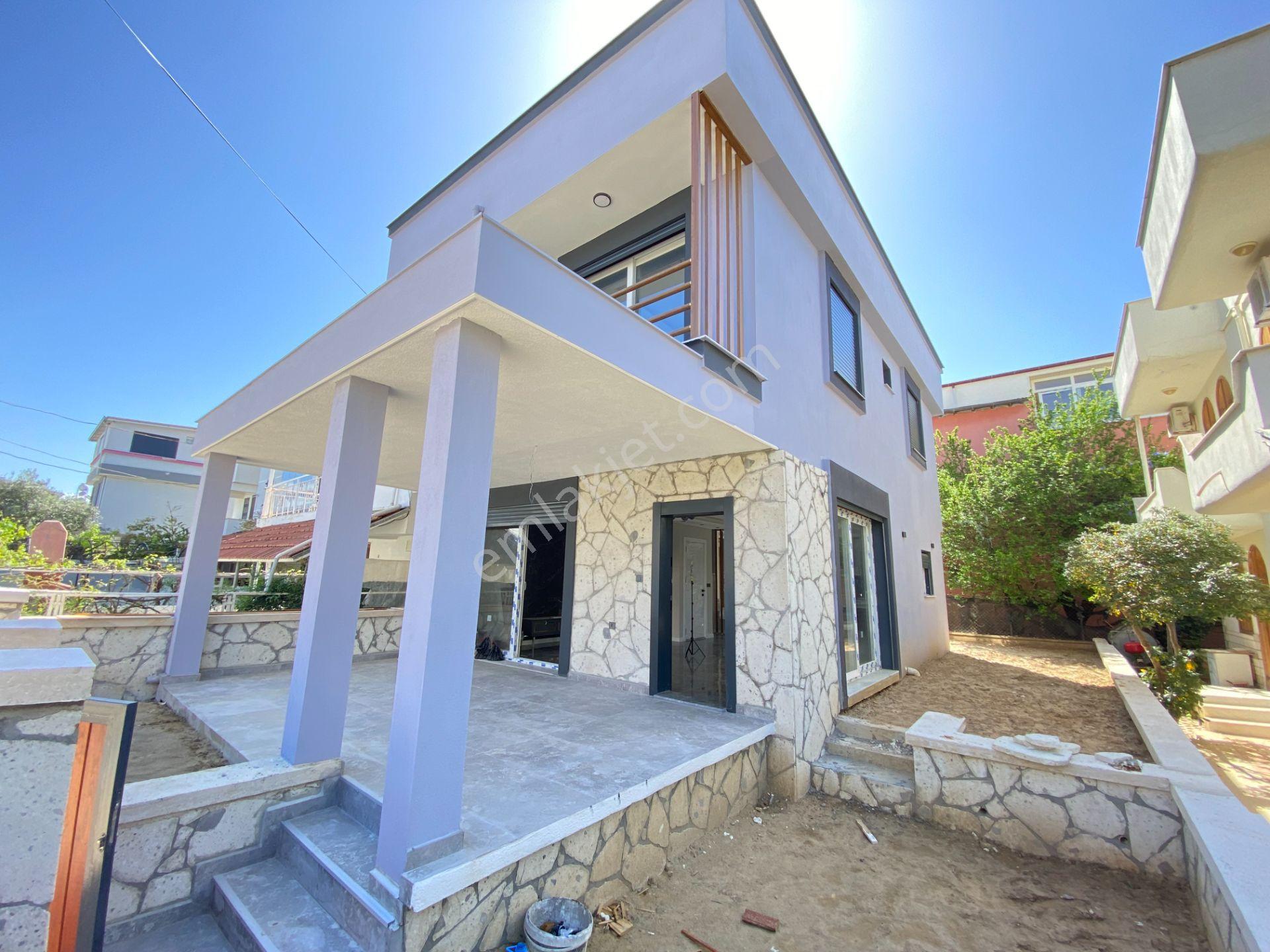 Seferihisar Doğanbeyde Satılık Sıfır Tek Müstakil 3+1 Lüks Villa - Görsel 9