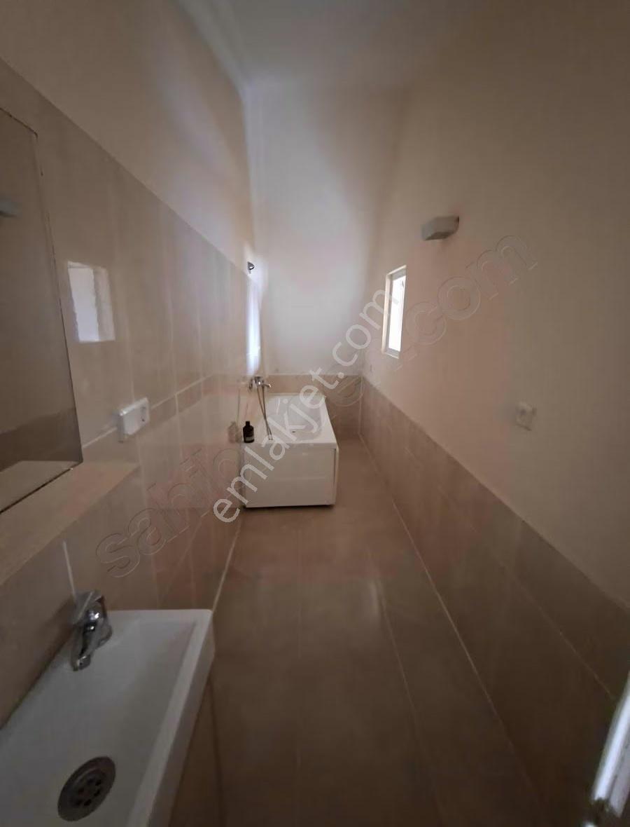 Kızılağaç Mahallesi'nde 3 + 1 Triplex Satılıktır - Görsel 17