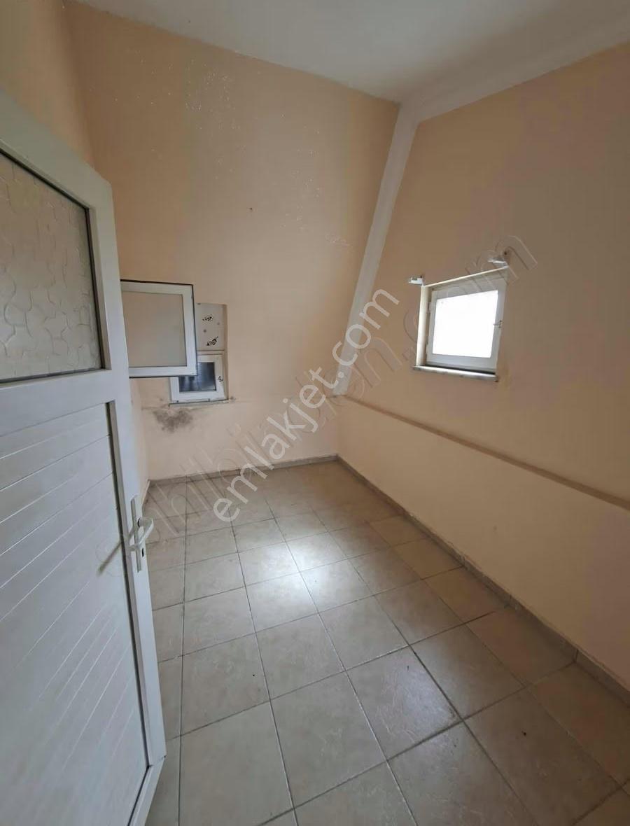 Kızılağaç Mahallesi'nde 3 + 1 Triplex Satılıktır - Görsel 7