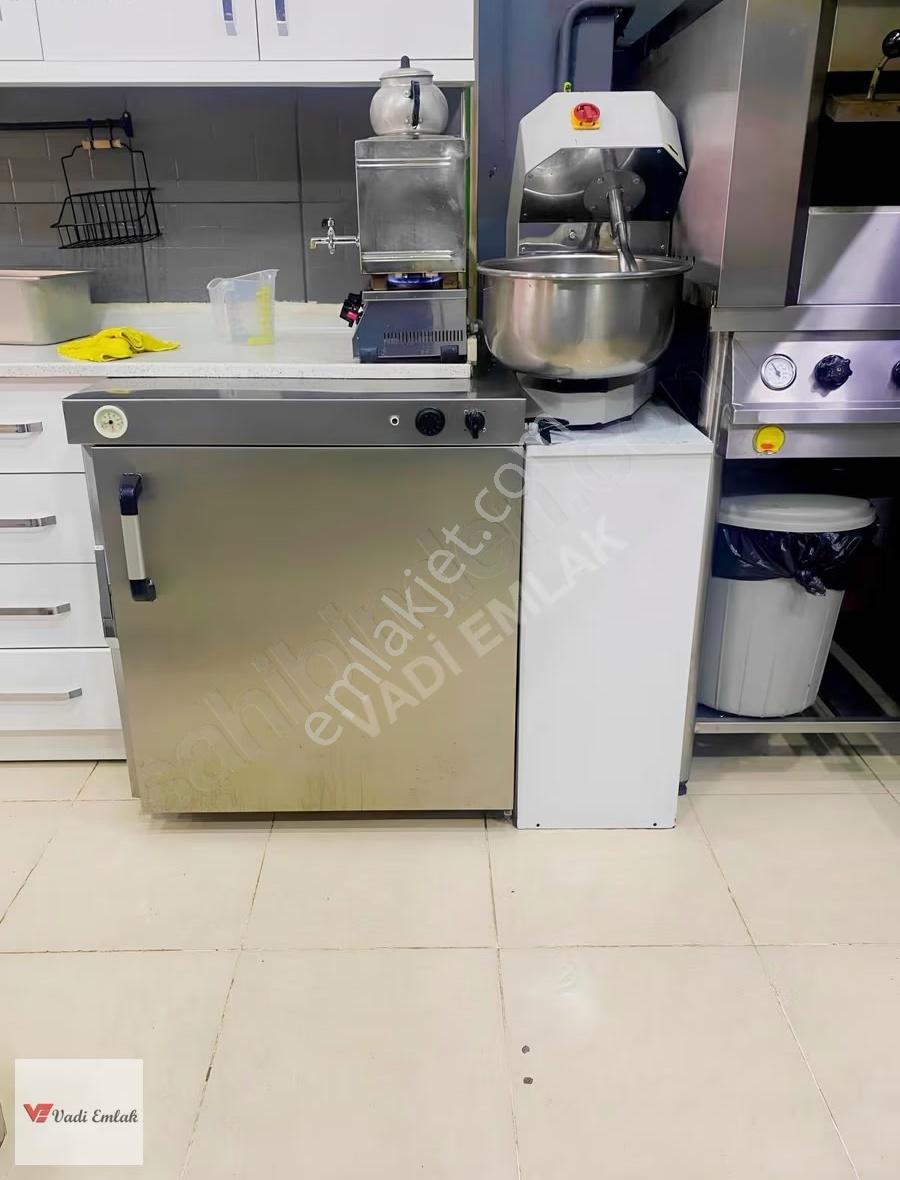 Ana Cadde Üzeri Devren Kiralık Fast Food İşletmesi | Vadi Emlak - Görsel 14