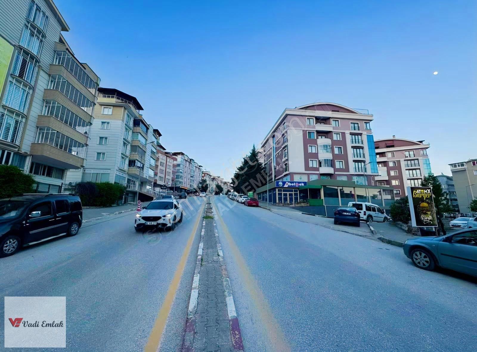 Ana Cadde Üzeri Devren Kiralık Fast Food İşletmesi | Vadi Emlak - Görsel 19
