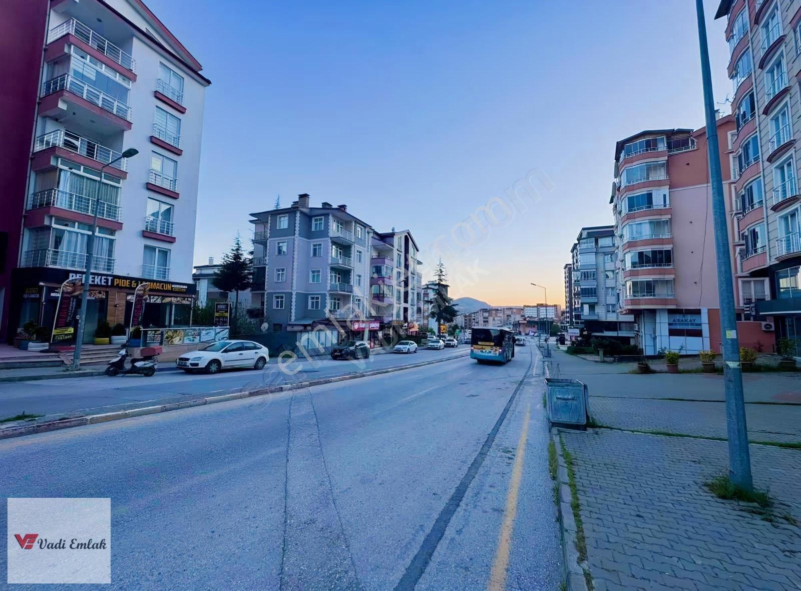 Ana Cadde Üzeri Devren Kiralık Fast Food İşletmesi | Vadi Emlak - Görsel 10