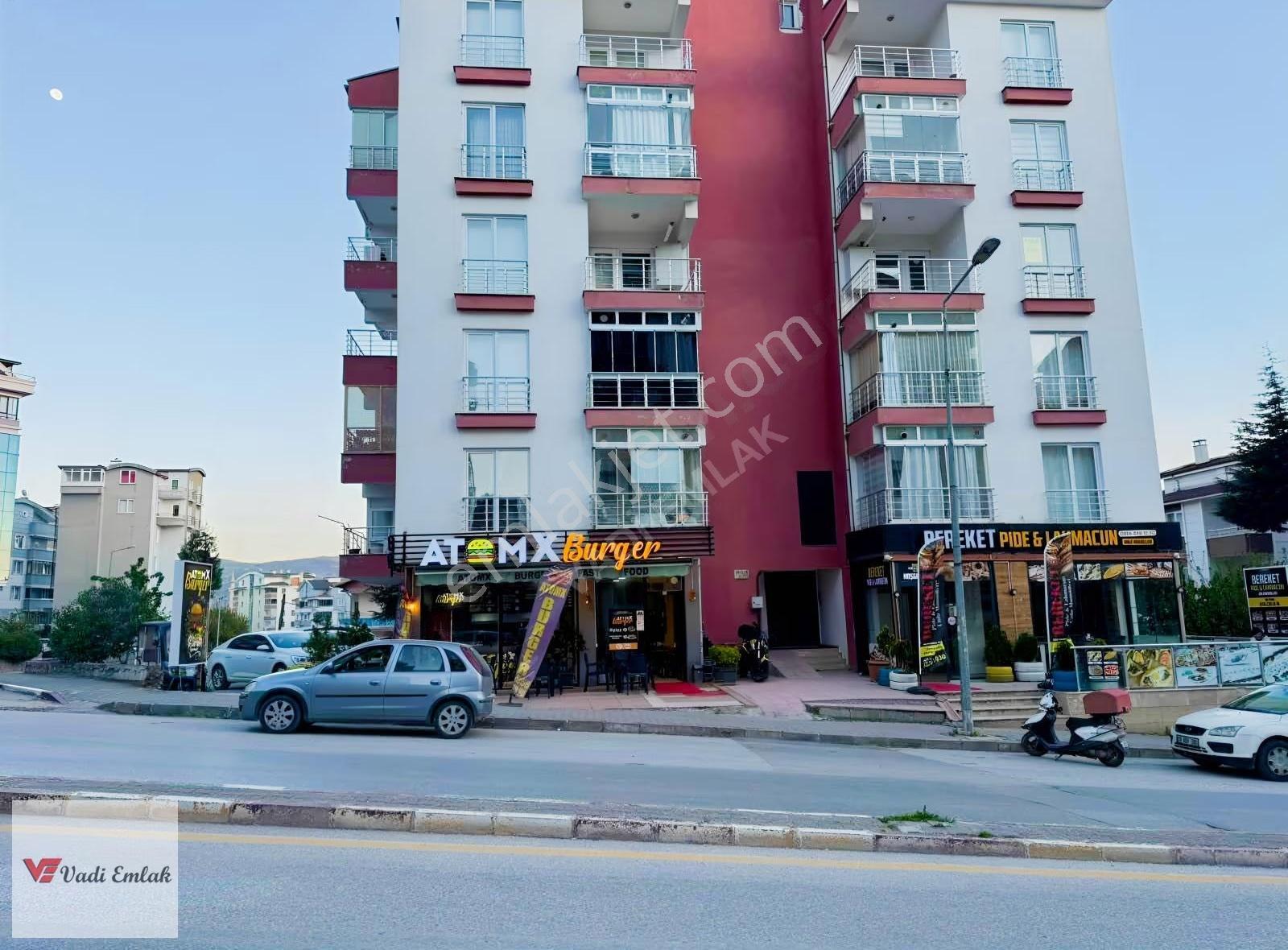 Ana Cadde Üzeri Devren Kiralık Fast Food İşletmesi | Vadi Emlak - Görsel 16