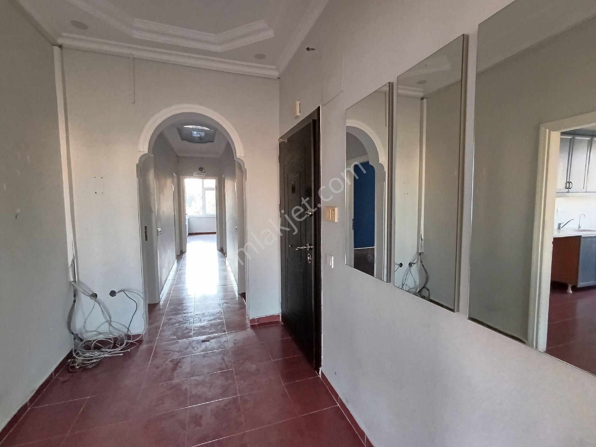 Antalya Konyaaltı Liman Mahallesi 3+1 Kiralık - Görsel 18