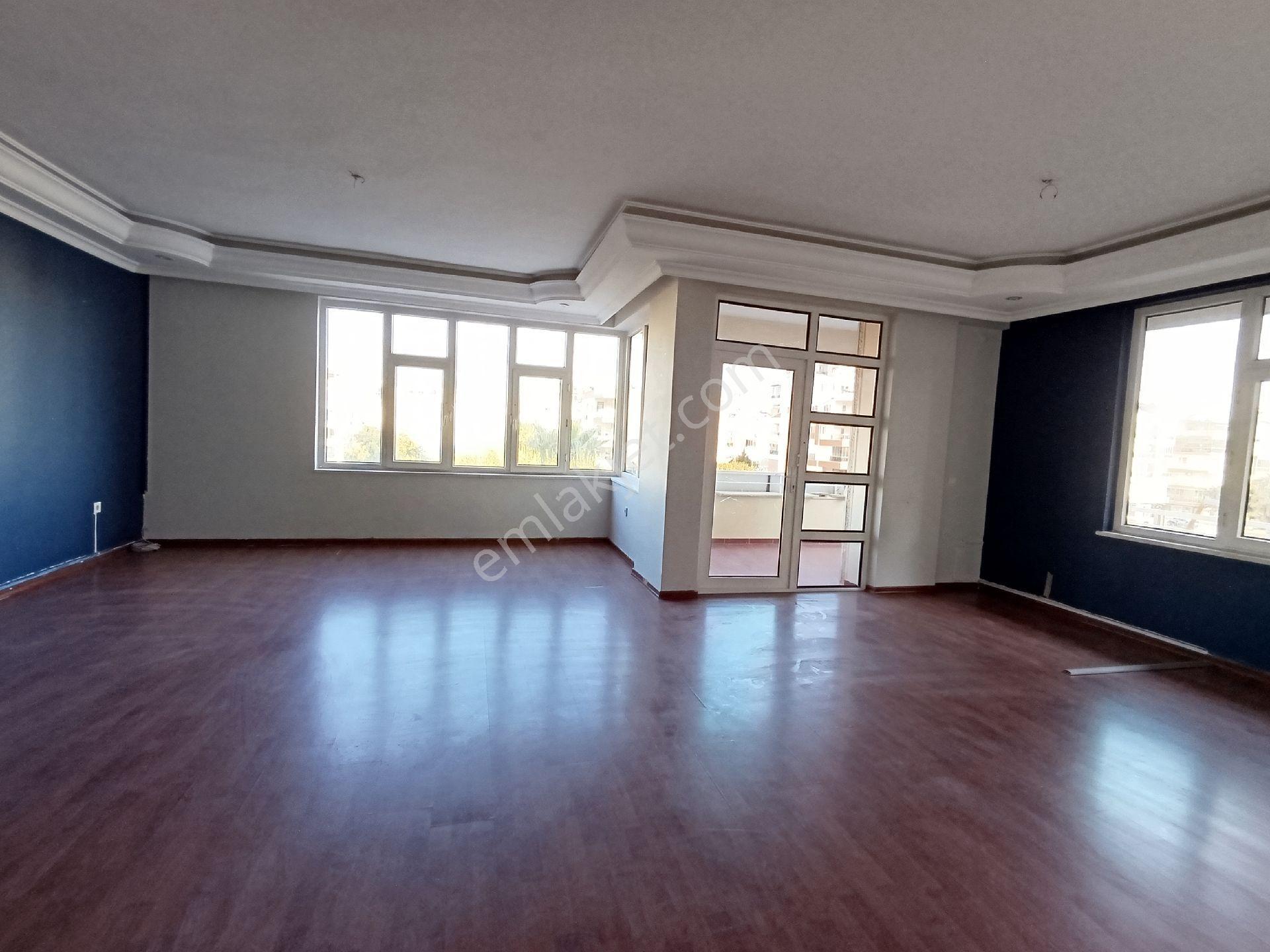 Antalya Konyaaltı Liman Mahallesi 3+1 Kiralık - Görsel 2