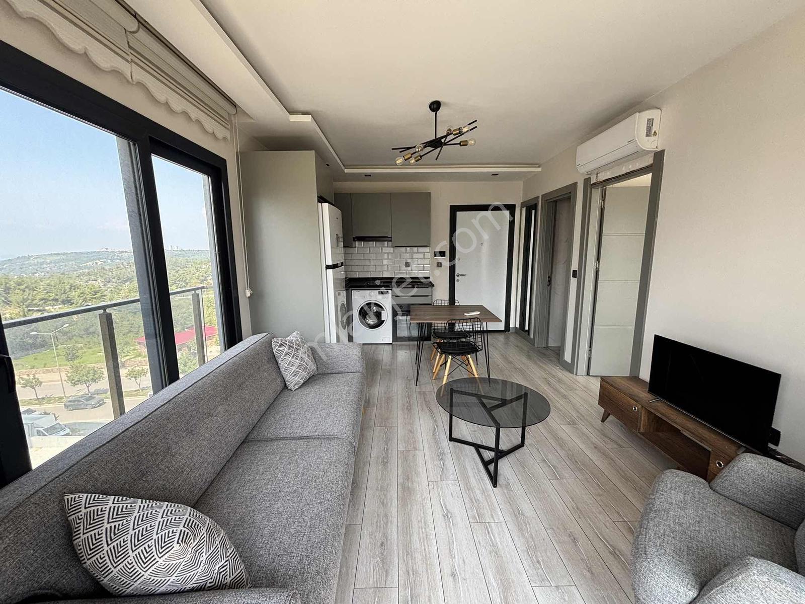 Stadyum Karşısı Göl Manzaralı Bulvar Üzeri Ultra Lüx 1+1 Eşyalı - Görsel 13