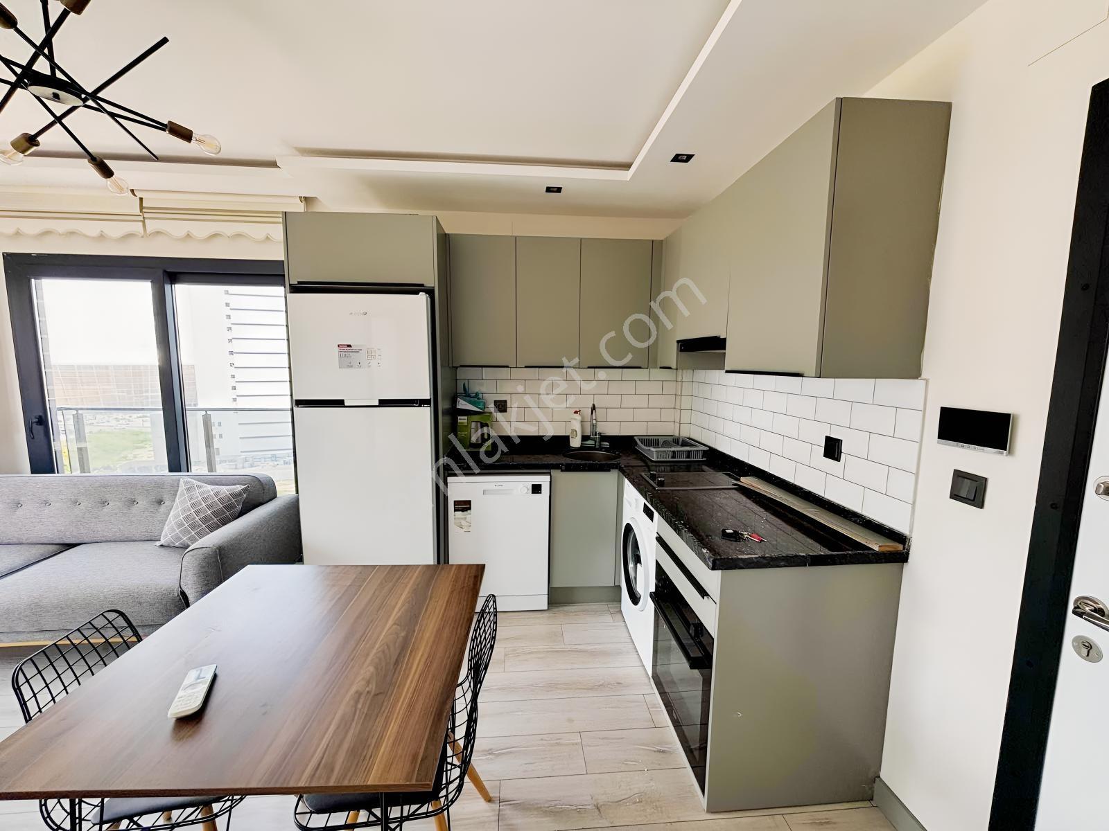 Stadyum Karşısı Göl Manzaralı Bulvar Üzeri Ultra Lüx 1+1 Eşyalı - Görsel 24
