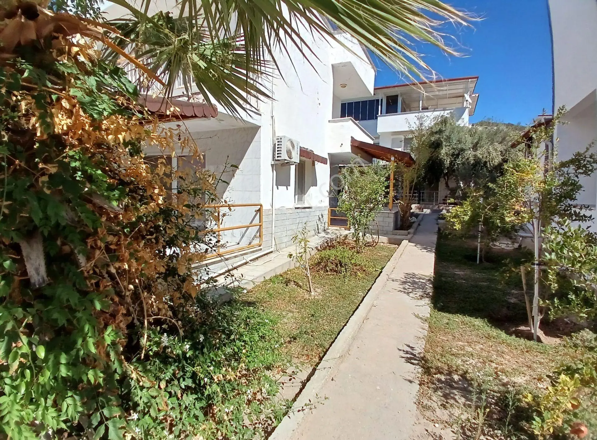 Doğa Ve Deniz Manzaralı Site İçi Tam Müstakil Bahçeli Villa - Görsel 3