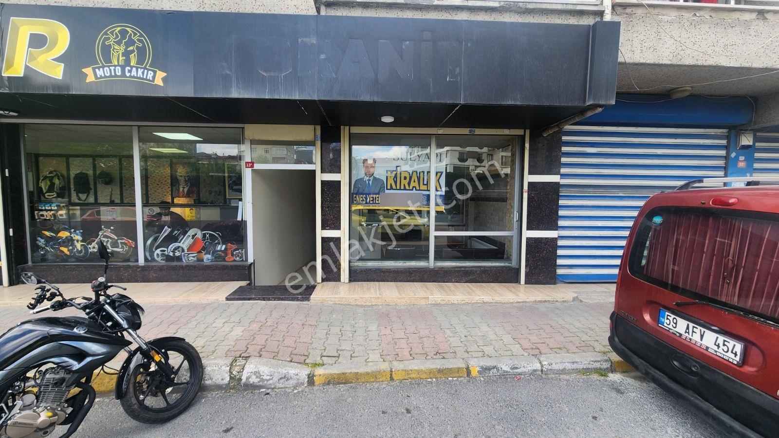 Enes Yeterden Meydana Yakın 70 M2 Giriş Dükkan