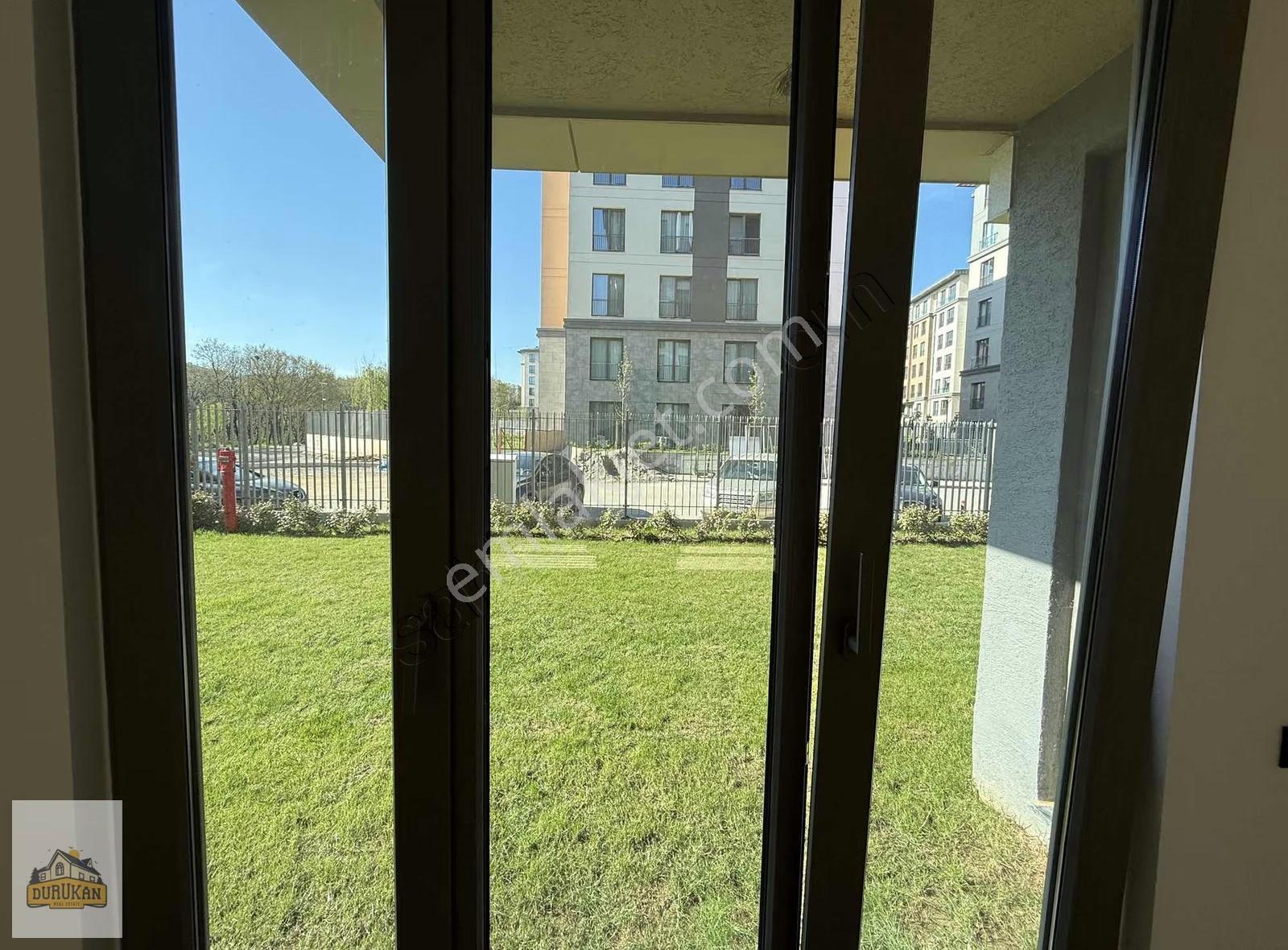 Çınarköy Evleri Geniş Bahçeli Köşe Tip Kiralık 2+1 Kapalı Mutfak - Görsel 34