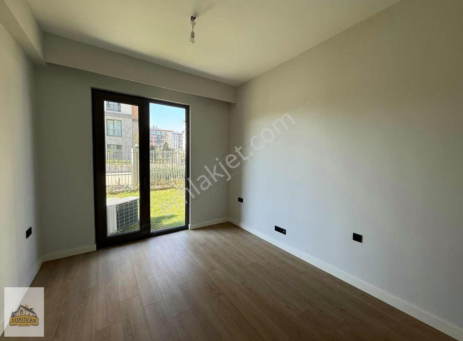 Çınarköy Evleri Geniş Bahçeli Köşe Tip Kiralık 2+1 Kapalı Mutfak - Görsel 9