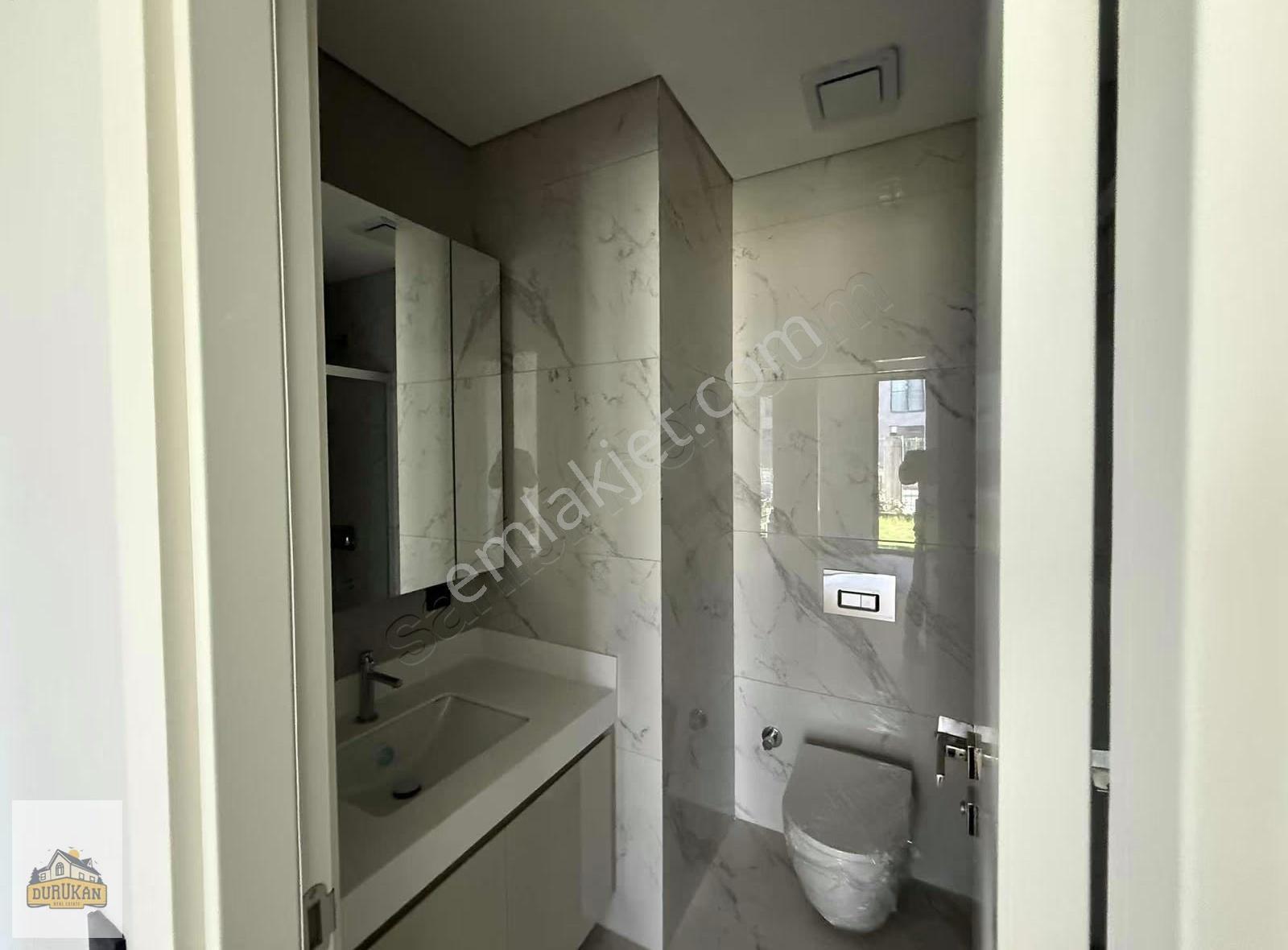 Çınarköy Evleri Geniş Bahçeli Köşe Tip Kiralık 2+1 Kapalı Mutfak - Görsel 16