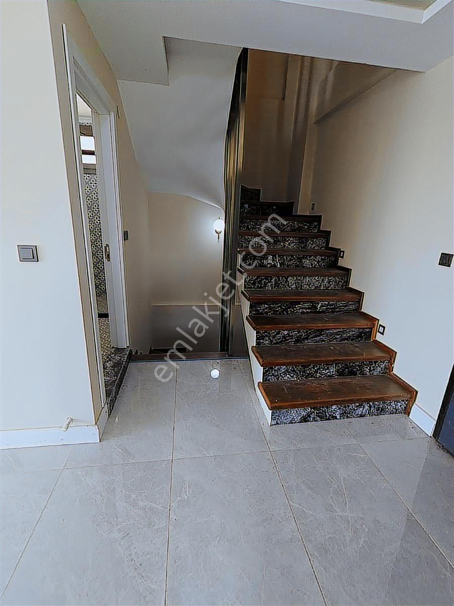 Kuşadası Güzelçamlı'da Deniz Manzaralı 5+2 Müstakil Sıfır Villa - Görsel 9