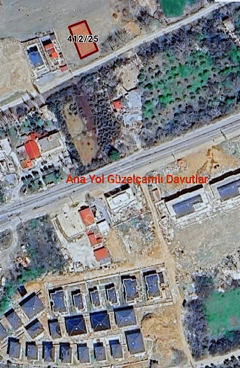 Kuşadası Güzelçamlı'da 307 M2 Yol Denize Ve Merkeze Yakın Arsa