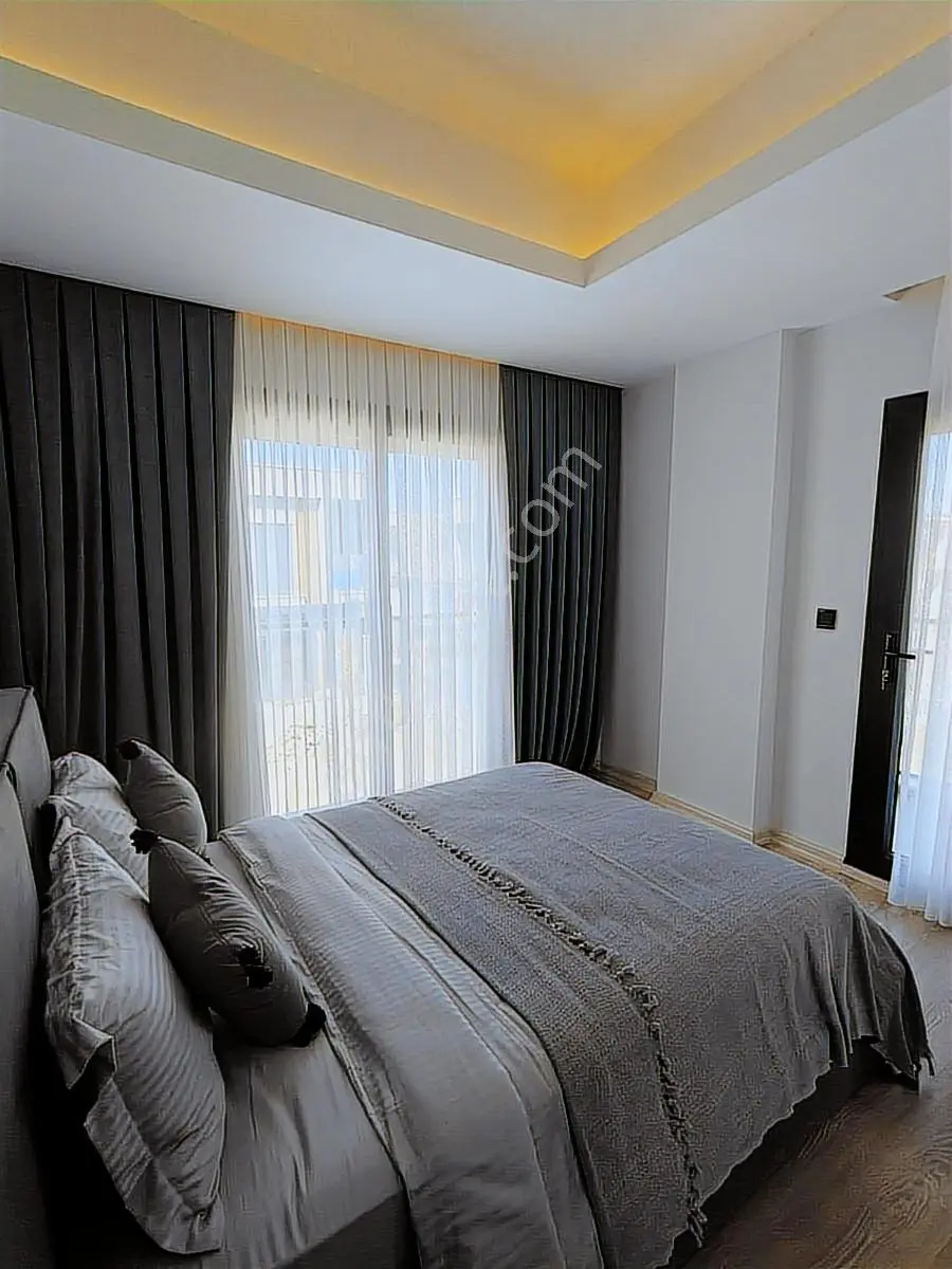 Kuşadası Davutlar Sahilde Özel Havuzlu Sıfır Lüks Villa - Görsel 5