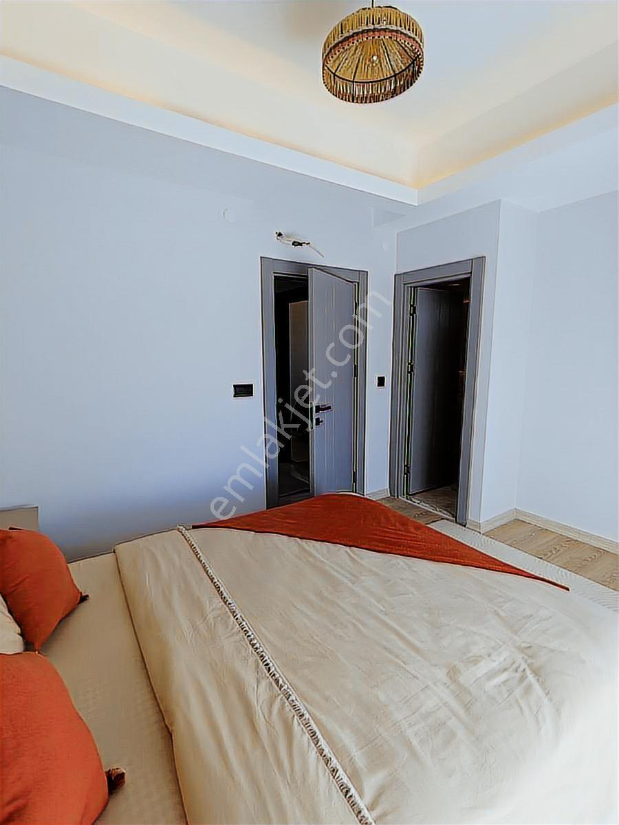 Kuşadası Davutlar Sahilde Özel Havuzlu Sıfır Lüks Villa - Görsel 26