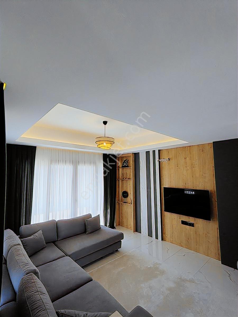 Kuşadası Davutlar Sahilde Özel Havuzlu Sıfır Lüks Villa - Görsel 29