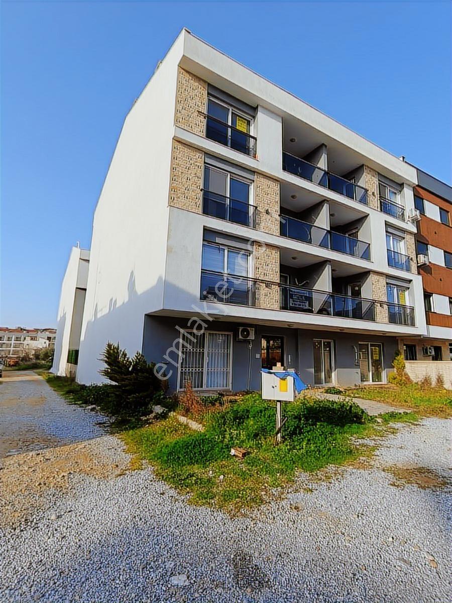 Kuşadası Davutlar Merkezde 3+1 Ara Kat Sıfır Daire