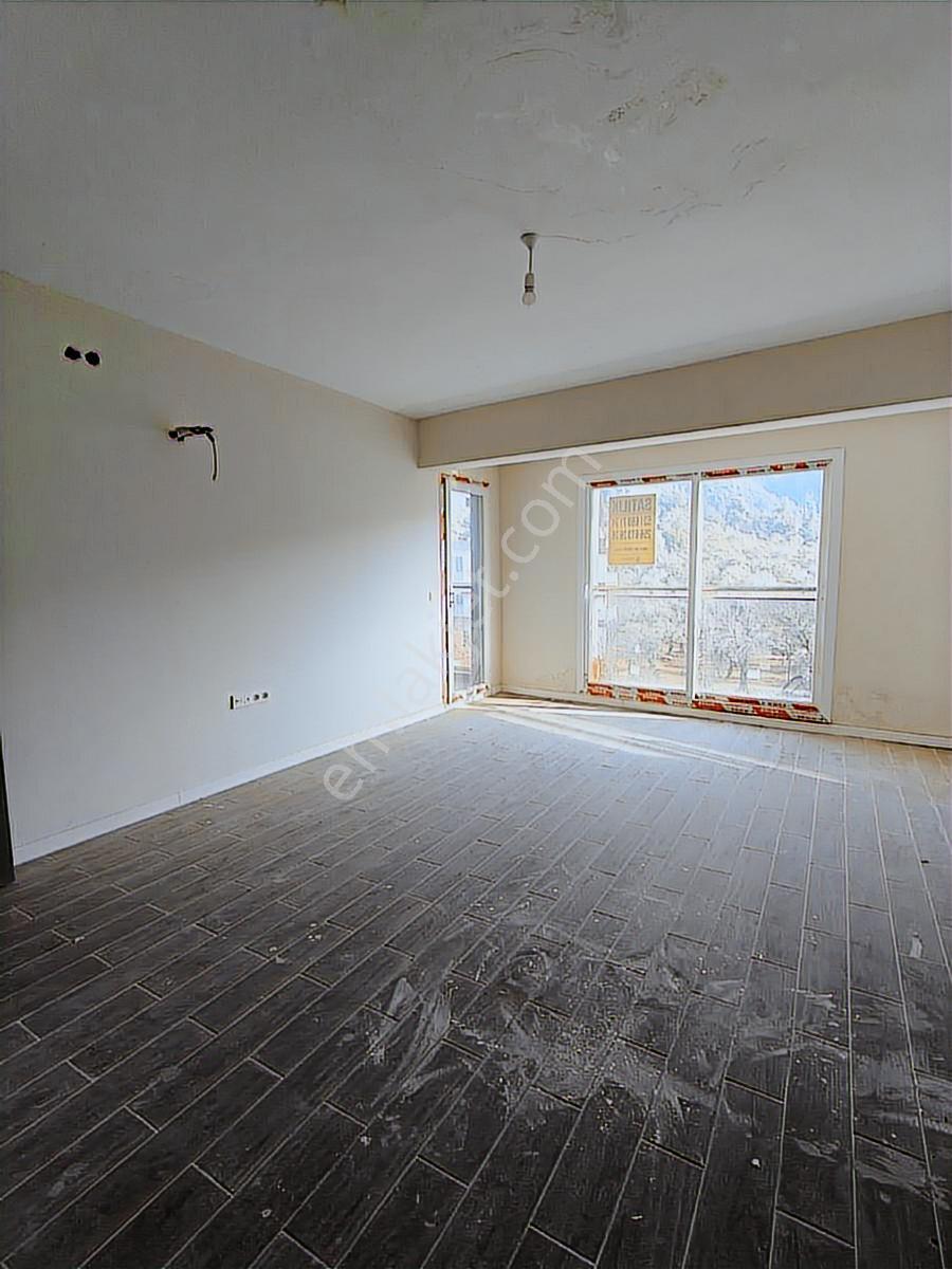Kuşadası Davutlar Merkezde Açık Cepheli 4+1 Dubleks Sıfır Daire - Görsel 7