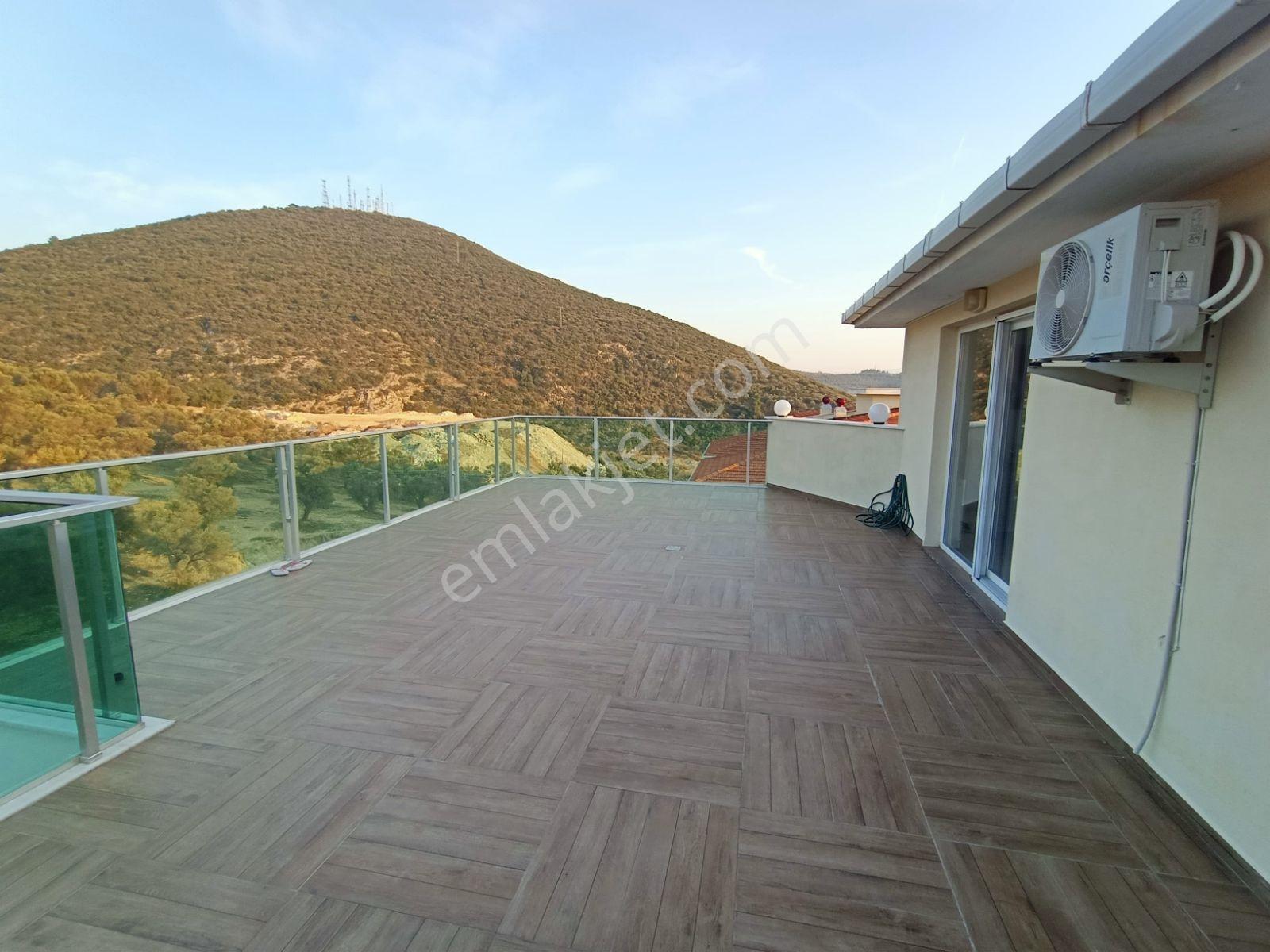 Kuşadası Ege Mahallesinde 260 M2 Dubleks 4+1 Lüks Daire - Görsel 7