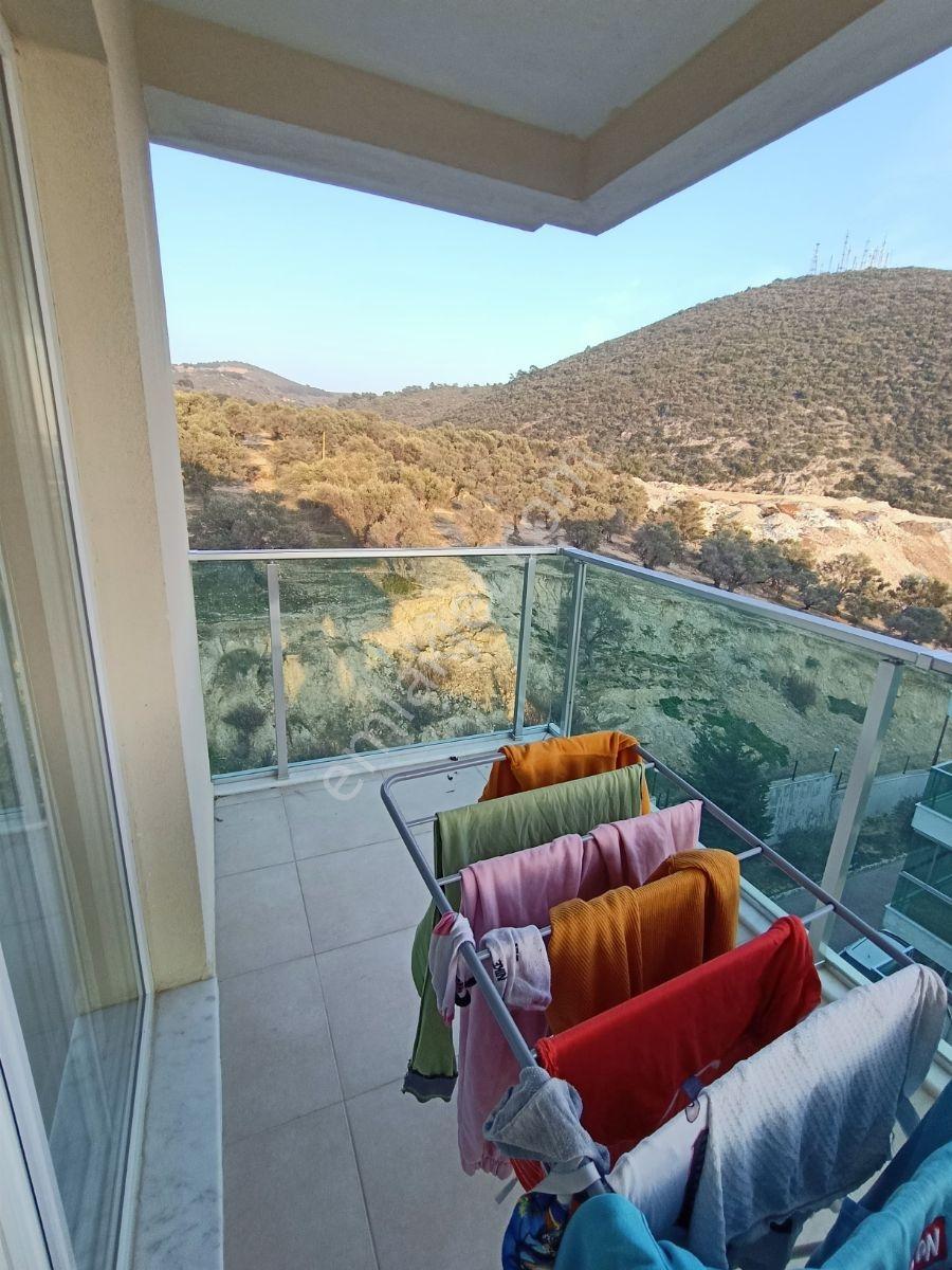 Kuşadası Ege Mahallesinde 260 M2 Dubleks 4+1 Lüks Daire - Görsel 35