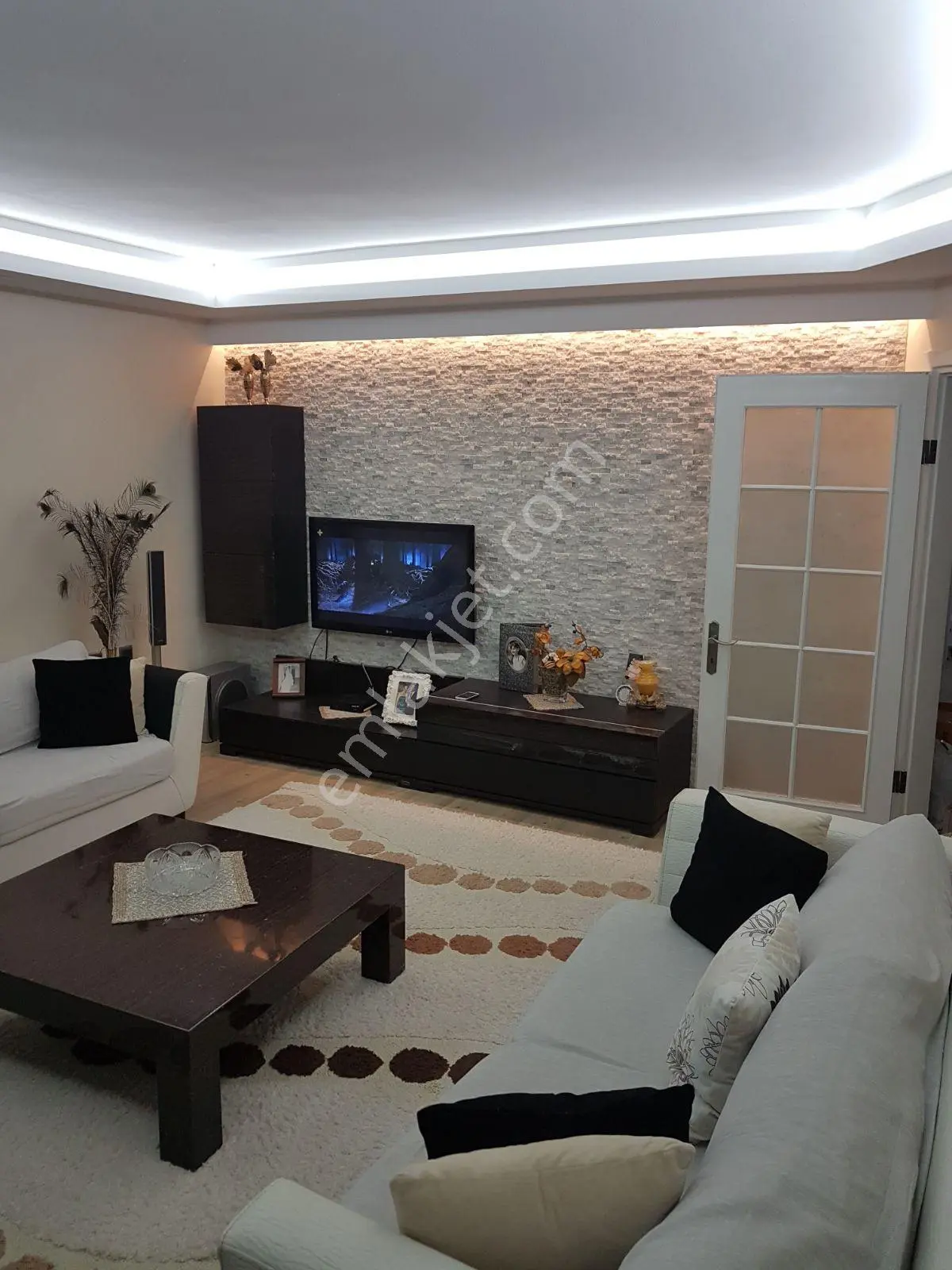 Bayraklı Seyhankent Sitesi Tadilatlı 3+1 Daire - Görsel 2