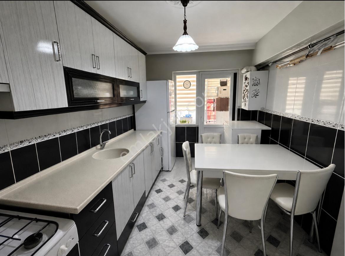 29 Ekim'de Kredisiz Satılık 3+1 Daire, 110m², Okul Cepheli - Görsel 3