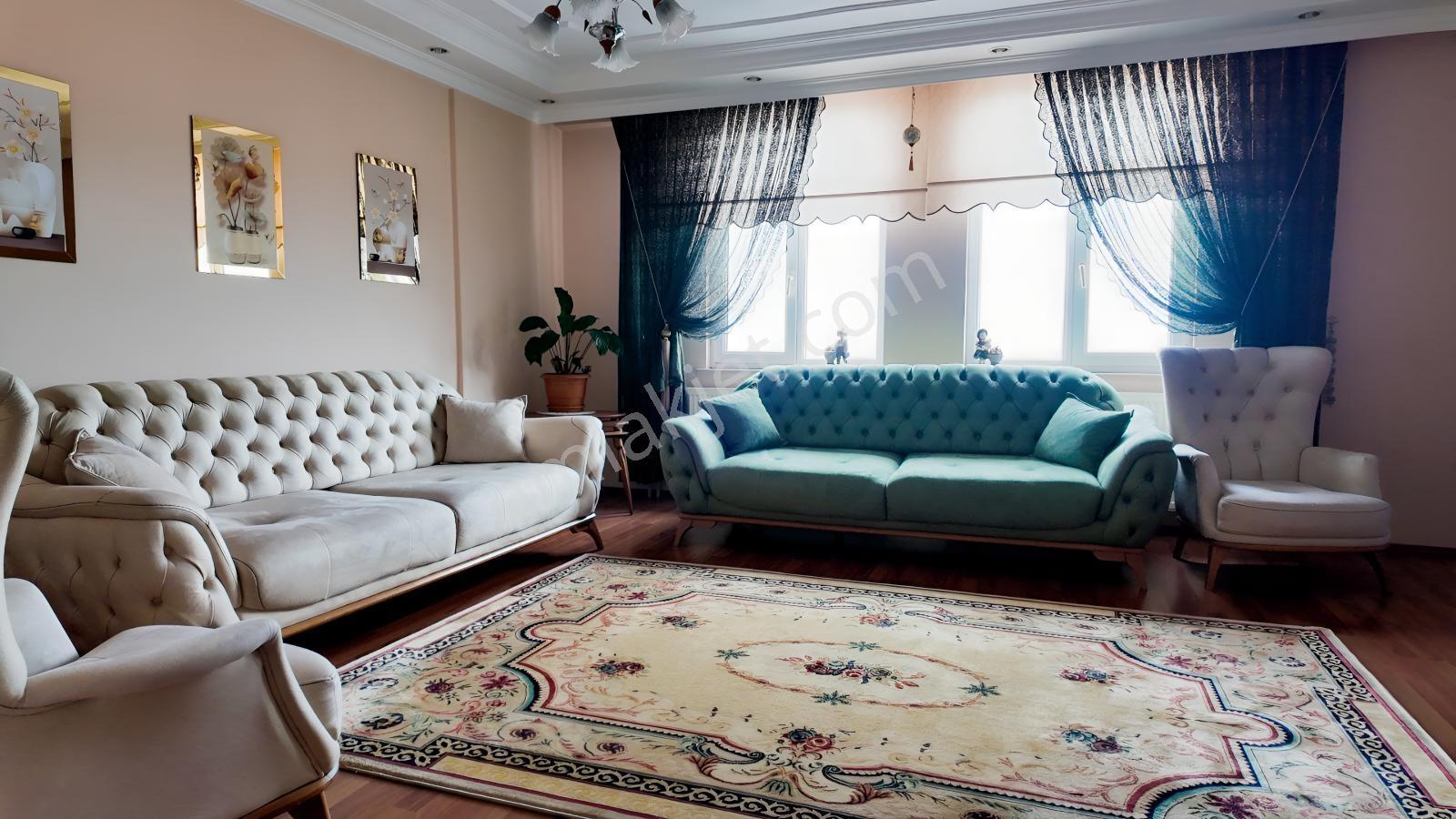 Şahincilide, Panoramik Deniz Ve Şehir Manzaralı 3+1 Fırsatı - Görsel 3