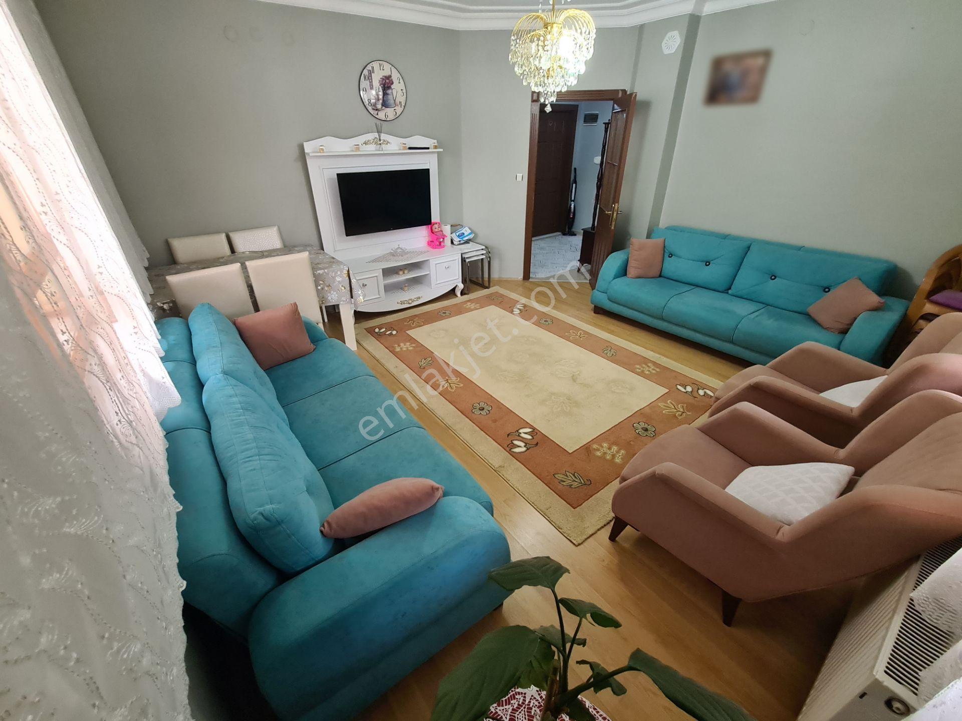 Selim Caddesi Paraleli Kat Konumlu Yüksek Giriş Geniş 2+1 Daire - Görsel 9