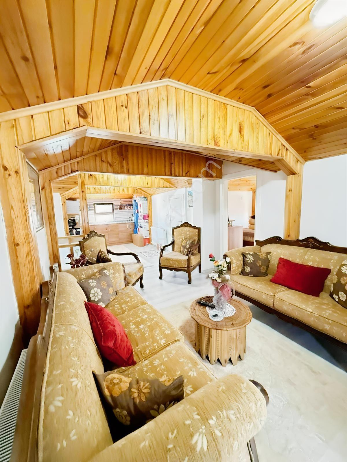 Kayalar Memduhiyede 1.220 M2 Arsa İçinde 7+1 Tripleks Villa - Görsel 14