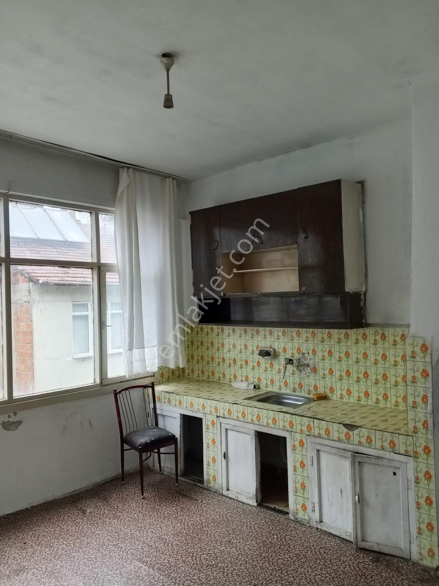 Adalet Gold Group Emlak'tan Kiralık Daire Şair Emrah Mahallesinde 3+1 Doğalgazlı Uygun Fiyata - Görsel 9