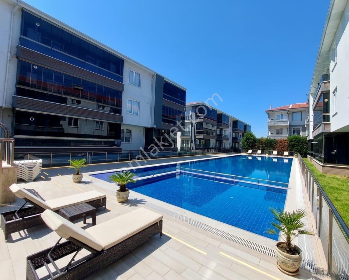Elit Life Modern Sitesinde Havuz Cephe Kombili Geniş 2+1 Daire