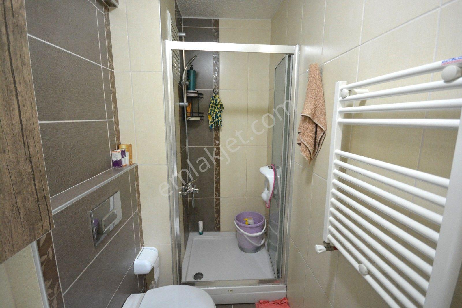 Satılık Arakat Daire 80 M2 İskanlı 2+1 Konumu Güzel Güney Cephe - Görsel 14