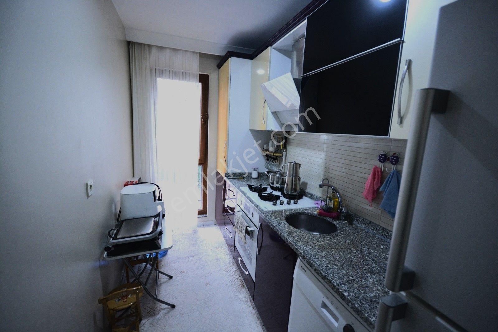 Satılık Arakat Daire 80 M2 İskanlı 2+1 Konumu Güzel Güney Cephe - Görsel 8