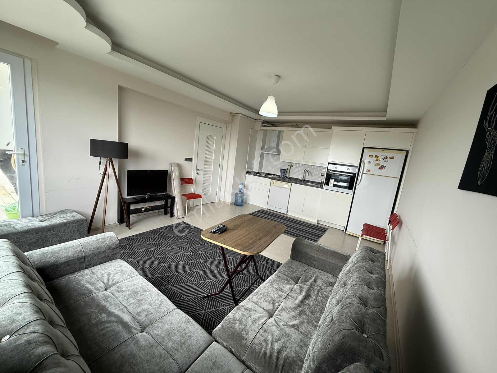 Kent Gayrimenkul'den Manzaralı Eşyalı 1+1 Kiralık Daire