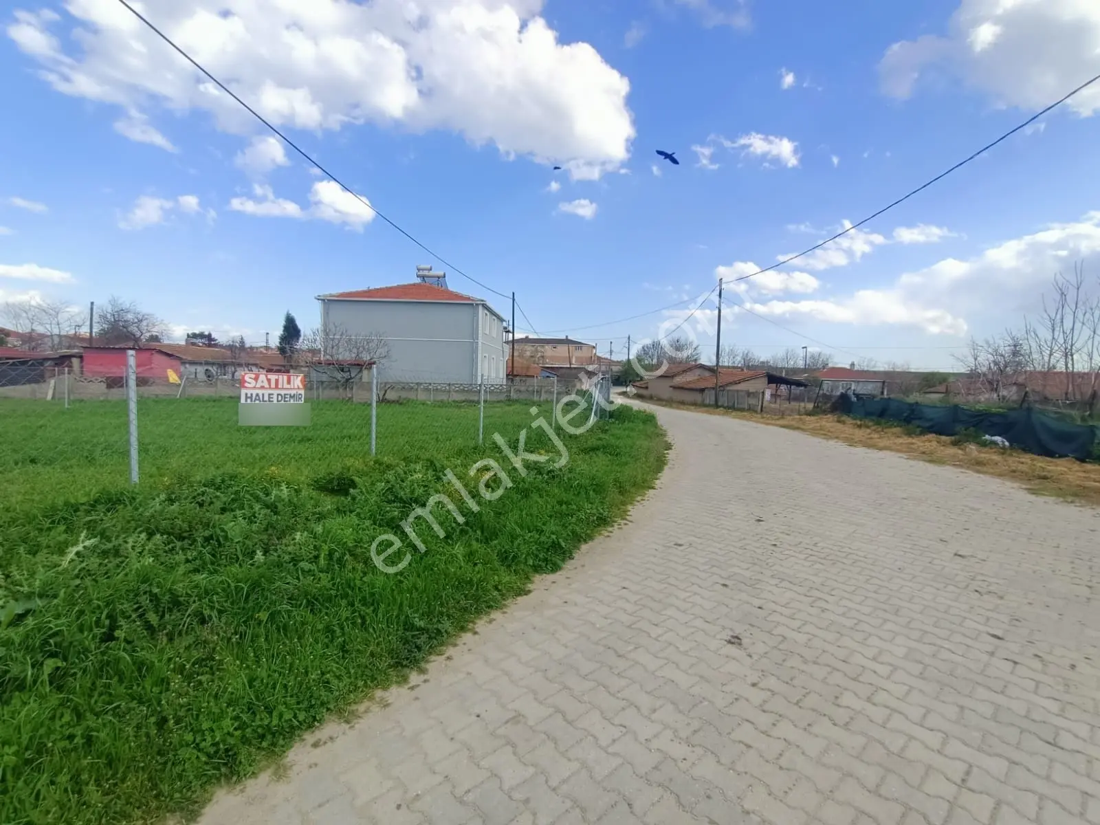 Aşağısevindikli'de Köşe Konumda Satılık 480 M2 Arsa