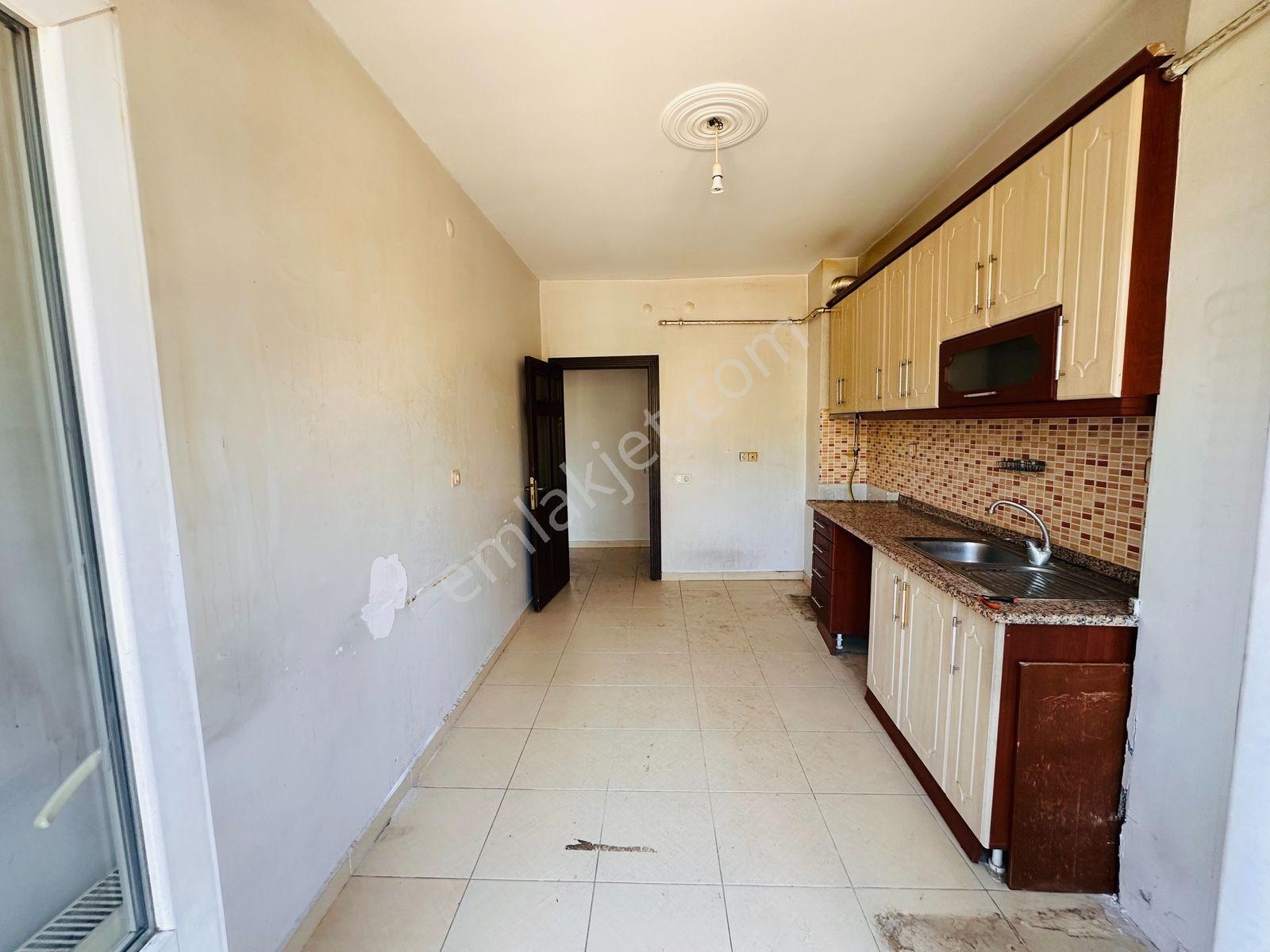 Gama Gayrimenkul Cadde Üzeri Manzaralı Geniş 2+1 Kiralık - Görsel 36