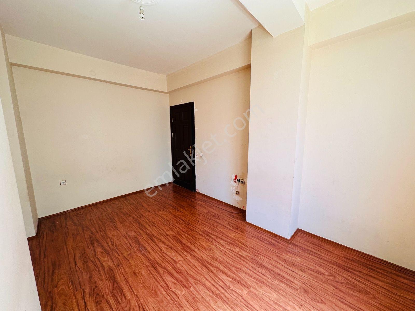 Gama Gayrimenkul Cadde Üzeri Manzaralı Geniş 2+1 Kiralık - Görsel 21