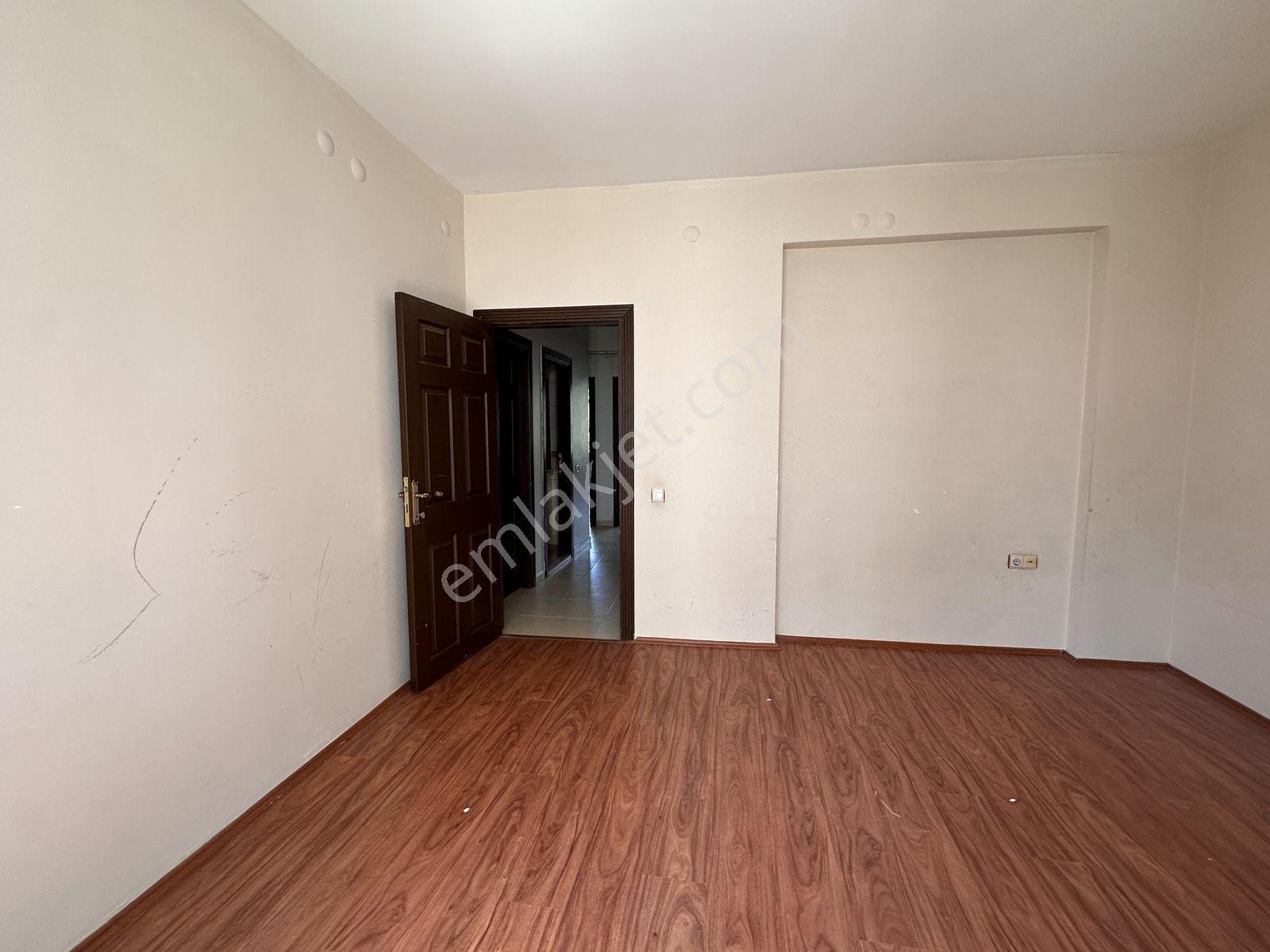 Gama Gayrimenkul Cadde Üzeri Manzaralı Geniş 2+1 Kiralık - Görsel 23