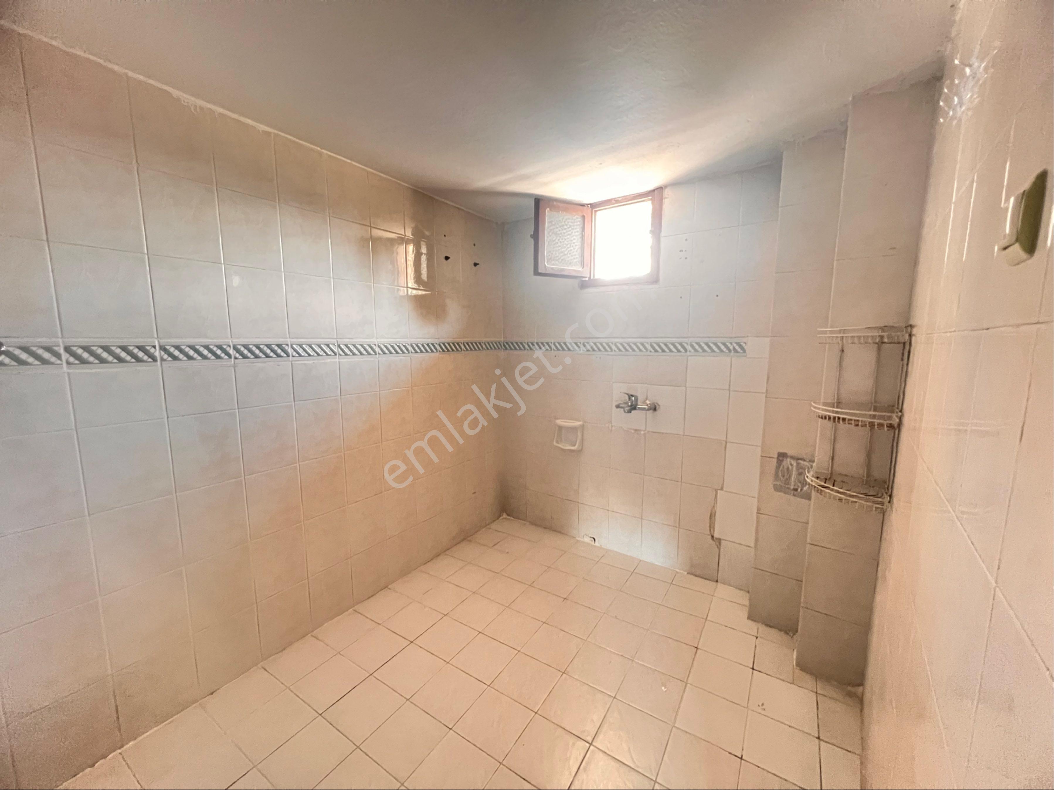 Fatih'de 3+1 Kapalı Mutfak Teraslı Kiralık Daire - Görsel 18