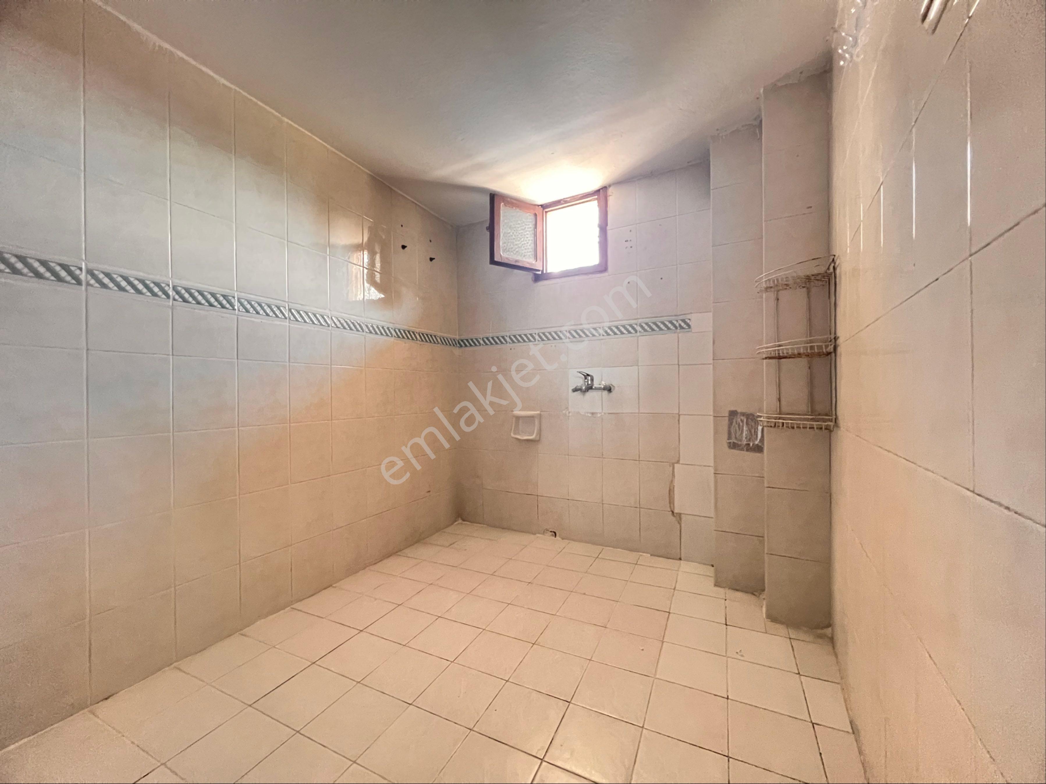 Fatih'de 3+1 Kapalı Mutfak Teraslı Kiralık Daire - Görsel 20